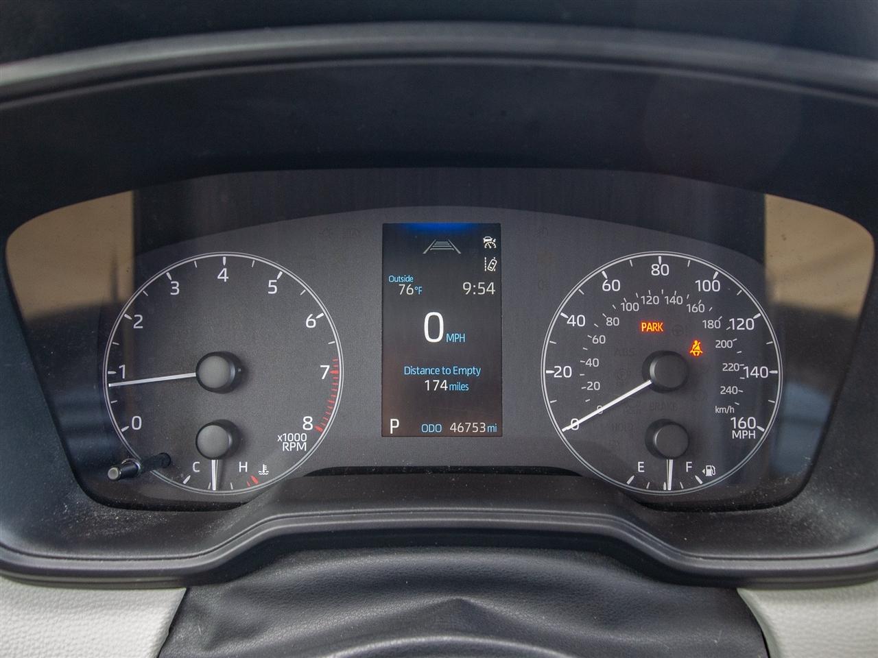 Toyota Corolla Cross LE 4WD (Natl) 2023