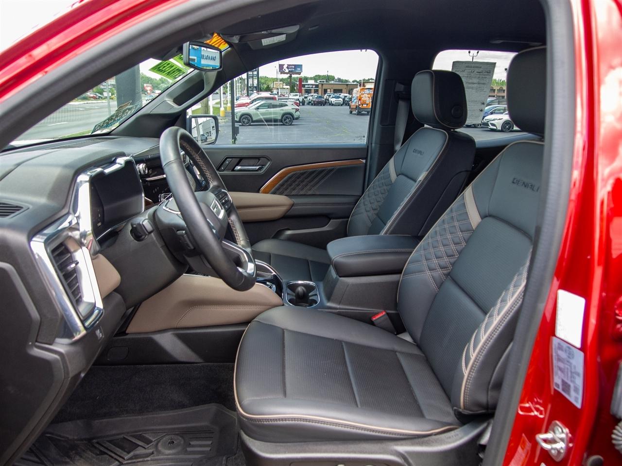 GMC Canyon 4WD Crew Cab Denali 2023