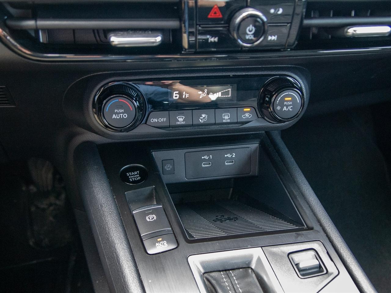 Nissan Kicks SV FWD 2026