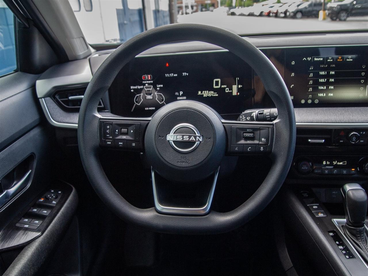 Nissan Kicks SV FWD 2026