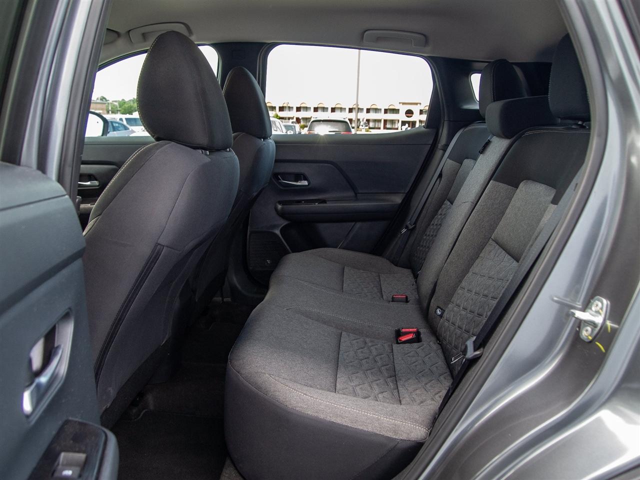 Nissan Kicks SV FWD 2026