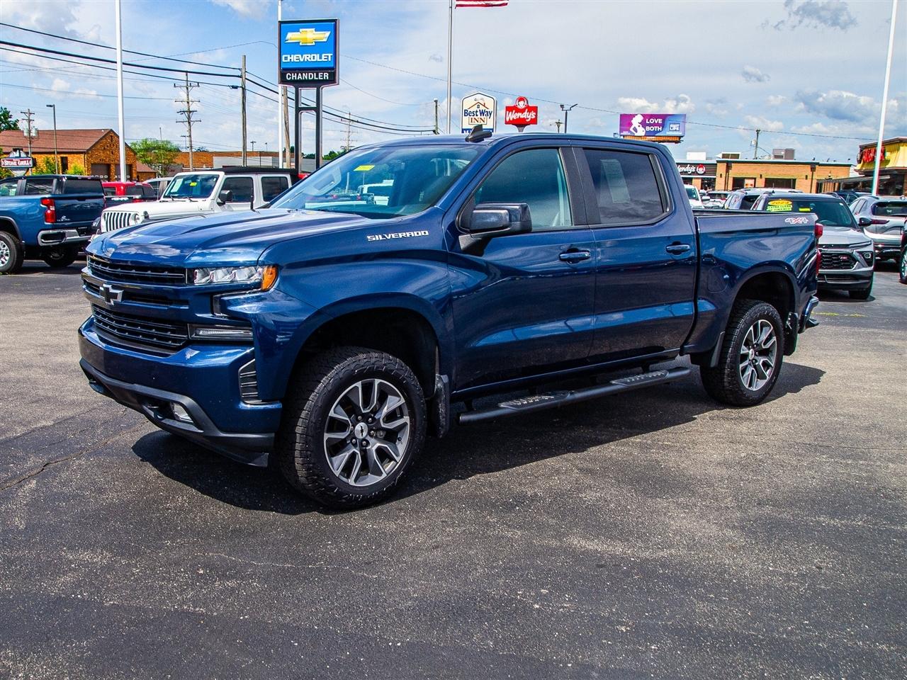 Chevrolet Silverado 1500 4WD Crew Cab 147" RST 2020