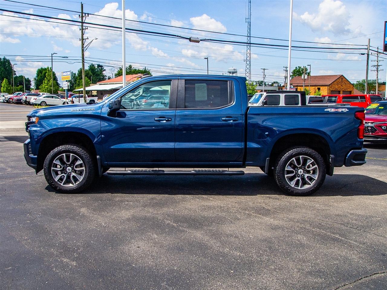 Chevrolet Silverado 1500 4WD Crew Cab 147" RST 2020