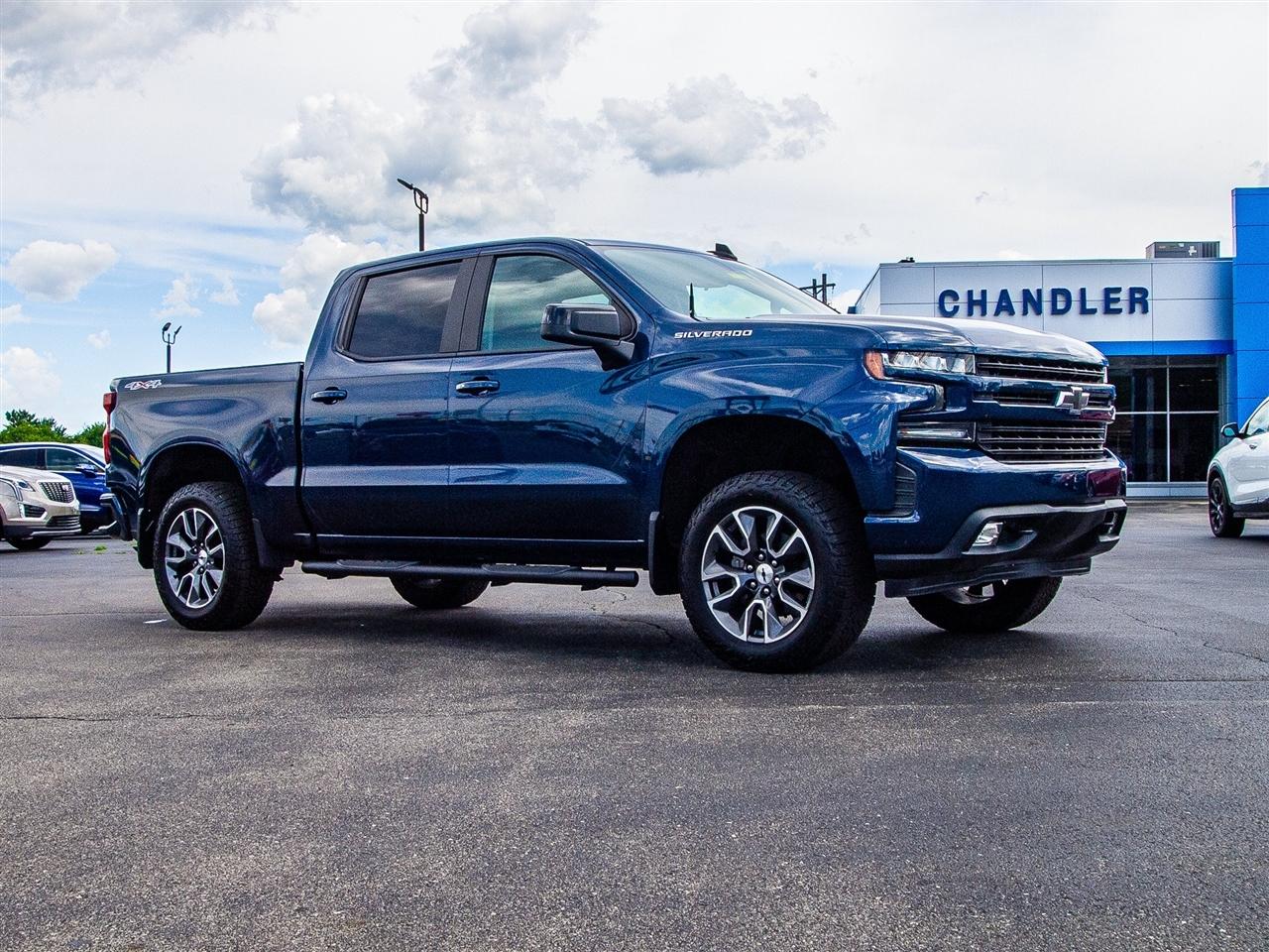 Chevrolet Silverado 1500 4WD Crew Cab 147" RST 2020