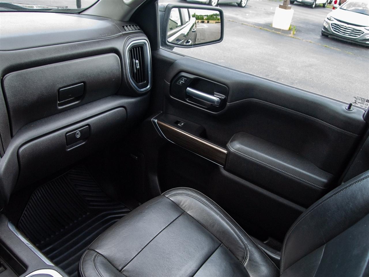 Chevrolet Silverado 1500 4WD Crew Cab 147" RST 2020