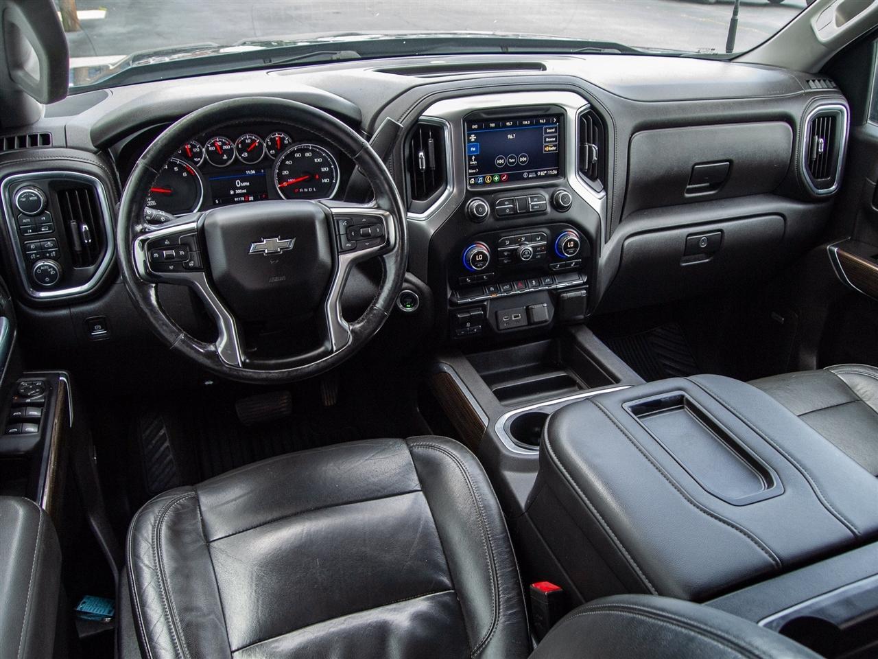 Chevrolet Silverado 1500 4WD Crew Cab 147" RST 2020
