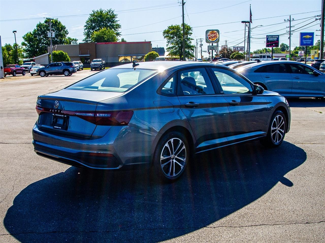 Volkswagen Jetta Sport Auto 2025