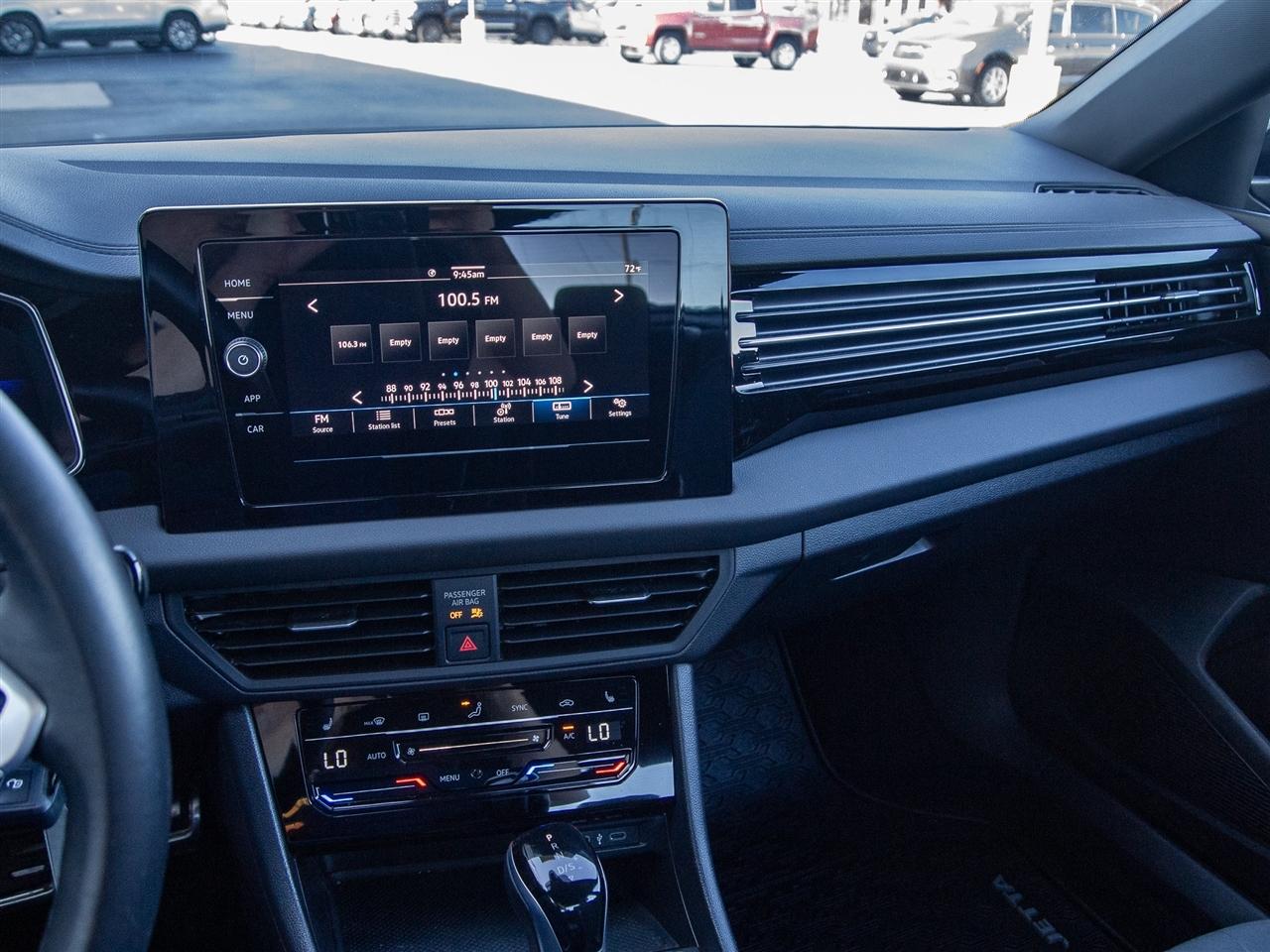 Volkswagen Jetta Sport Auto 2025