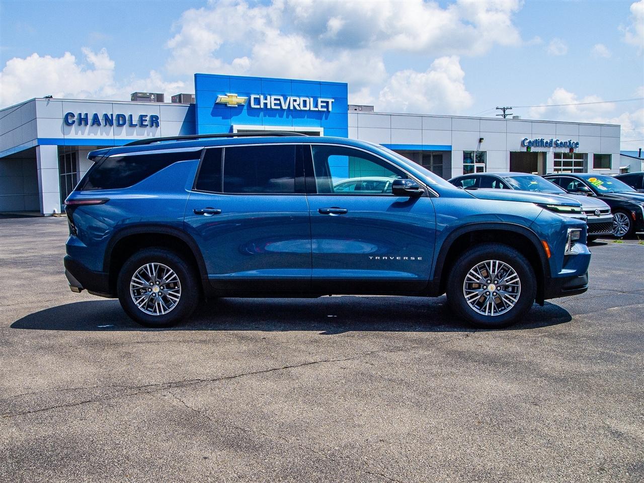 Chevrolet Traverse FWD 4dr LT w/1LT 2025