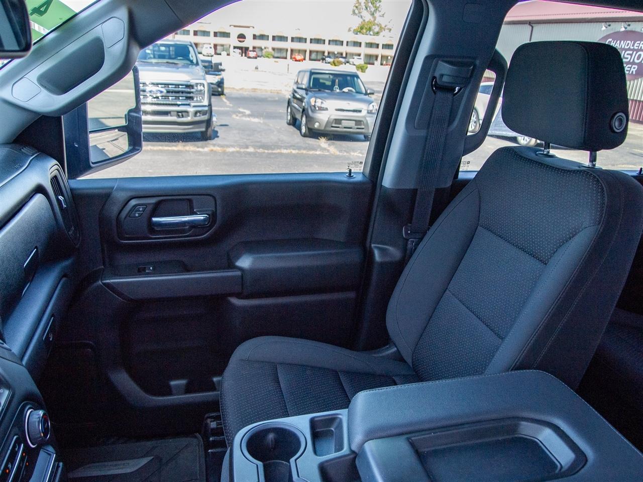 Chevrolet Silverado 3500HD 4WD Crew Cab 172" Work Truck 2024
