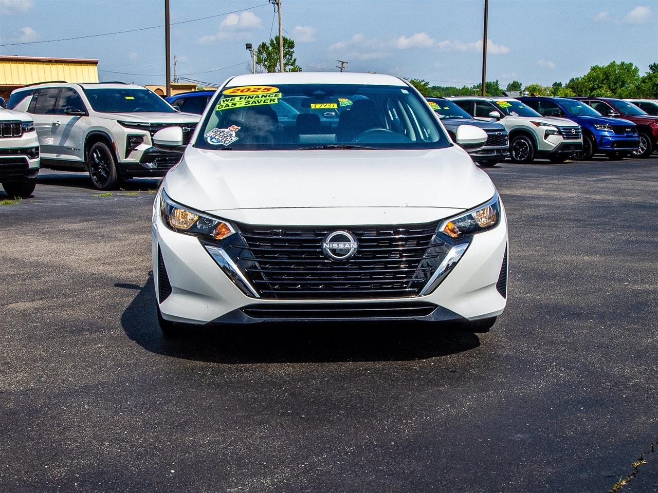 Nissan Sentra SV CVT 2025