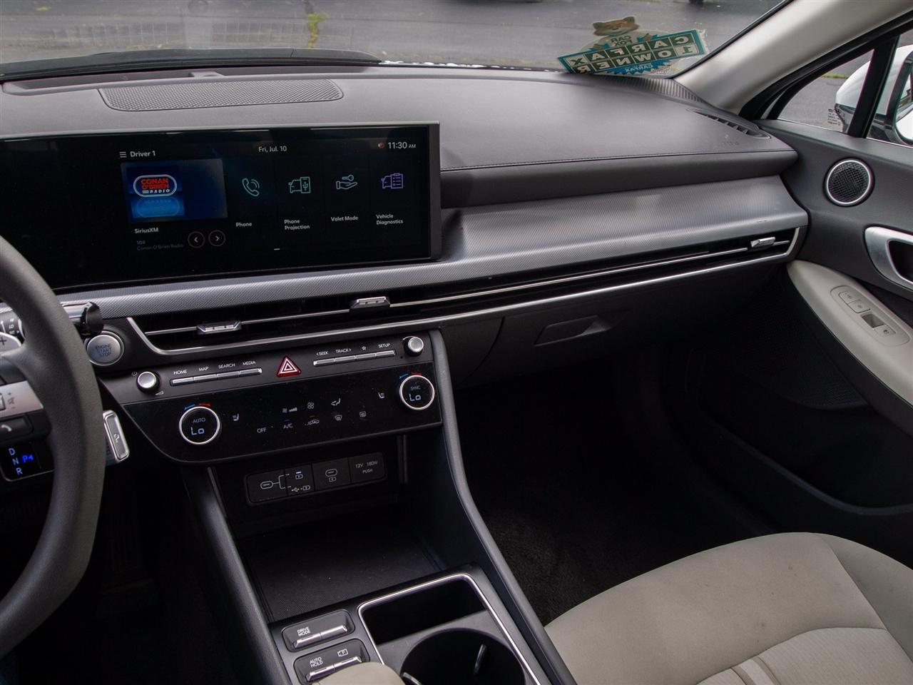 Hyundai Sonata SEL FWD 2025