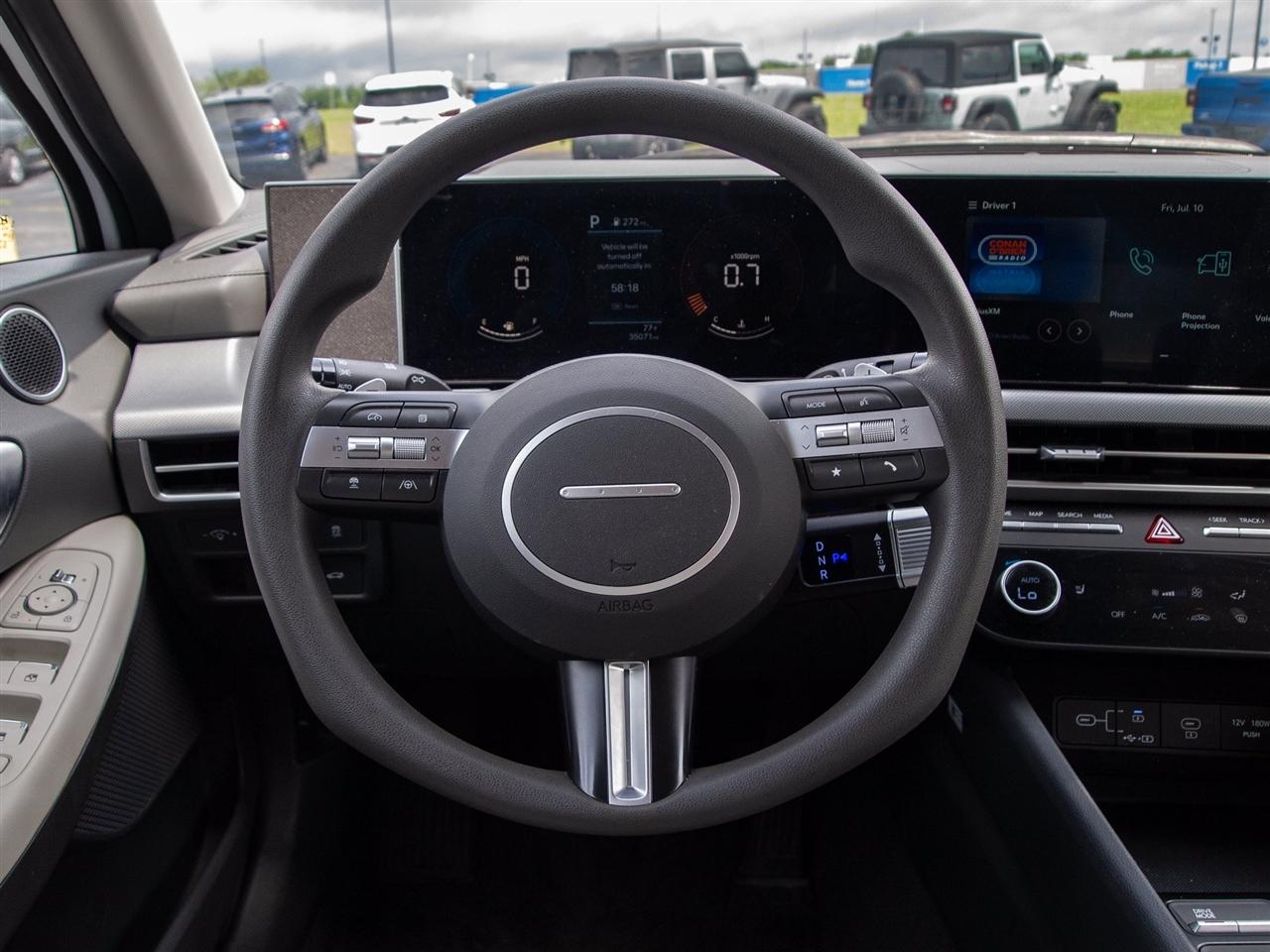 Hyundai Sonata SEL FWD 2025