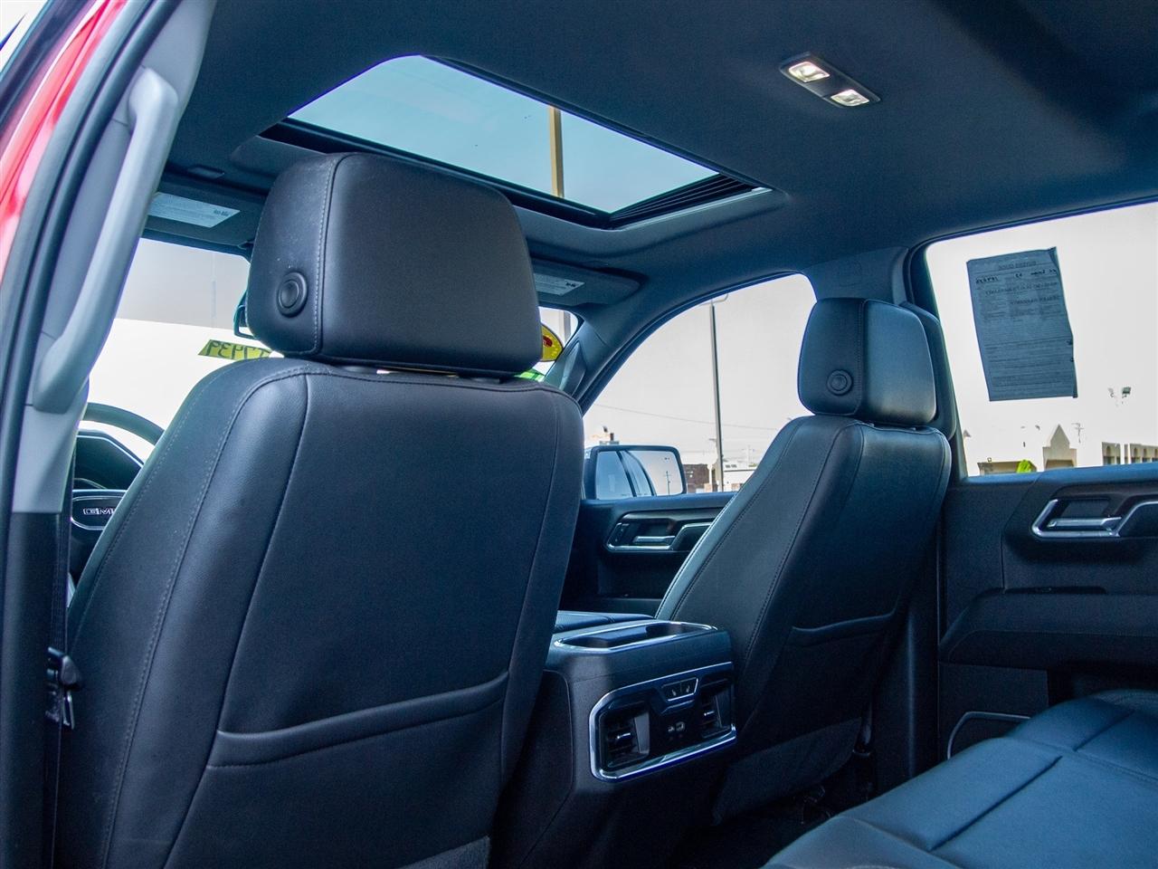 GMC Sierra 1500 4WD Crew Cab 147" SLT 2023