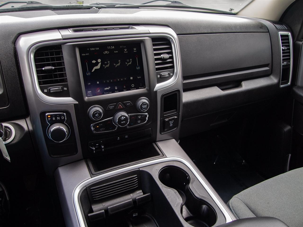 RAM 1500 Classic SLT 4x2 Crew Cab 5'7" Box 2023