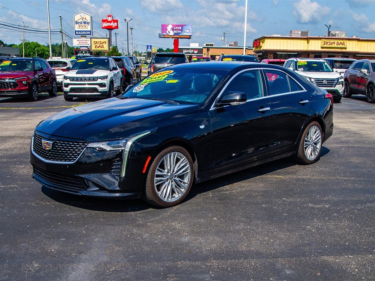 Cadillac CT4 4dr Sdn Premium Luxury 2024