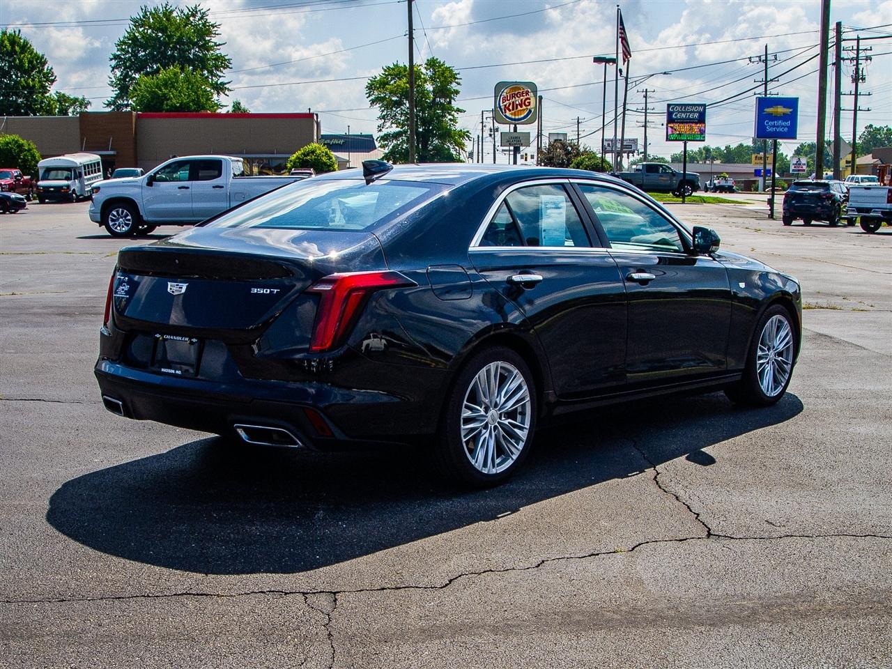Cadillac CT4 4dr Sdn Premium Luxury 2024