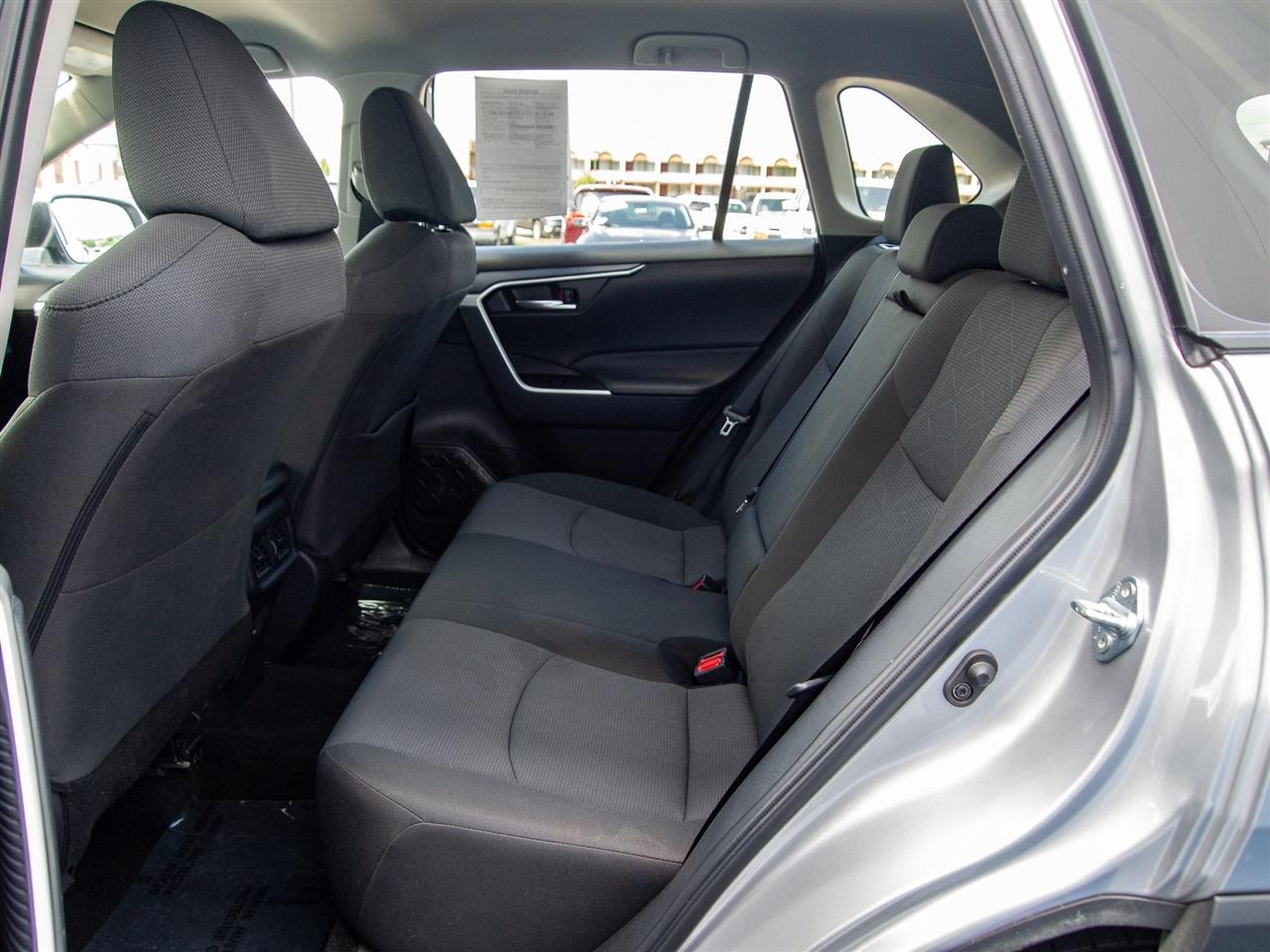 Toyota RAV4 XLE AWD (Natl) 2025