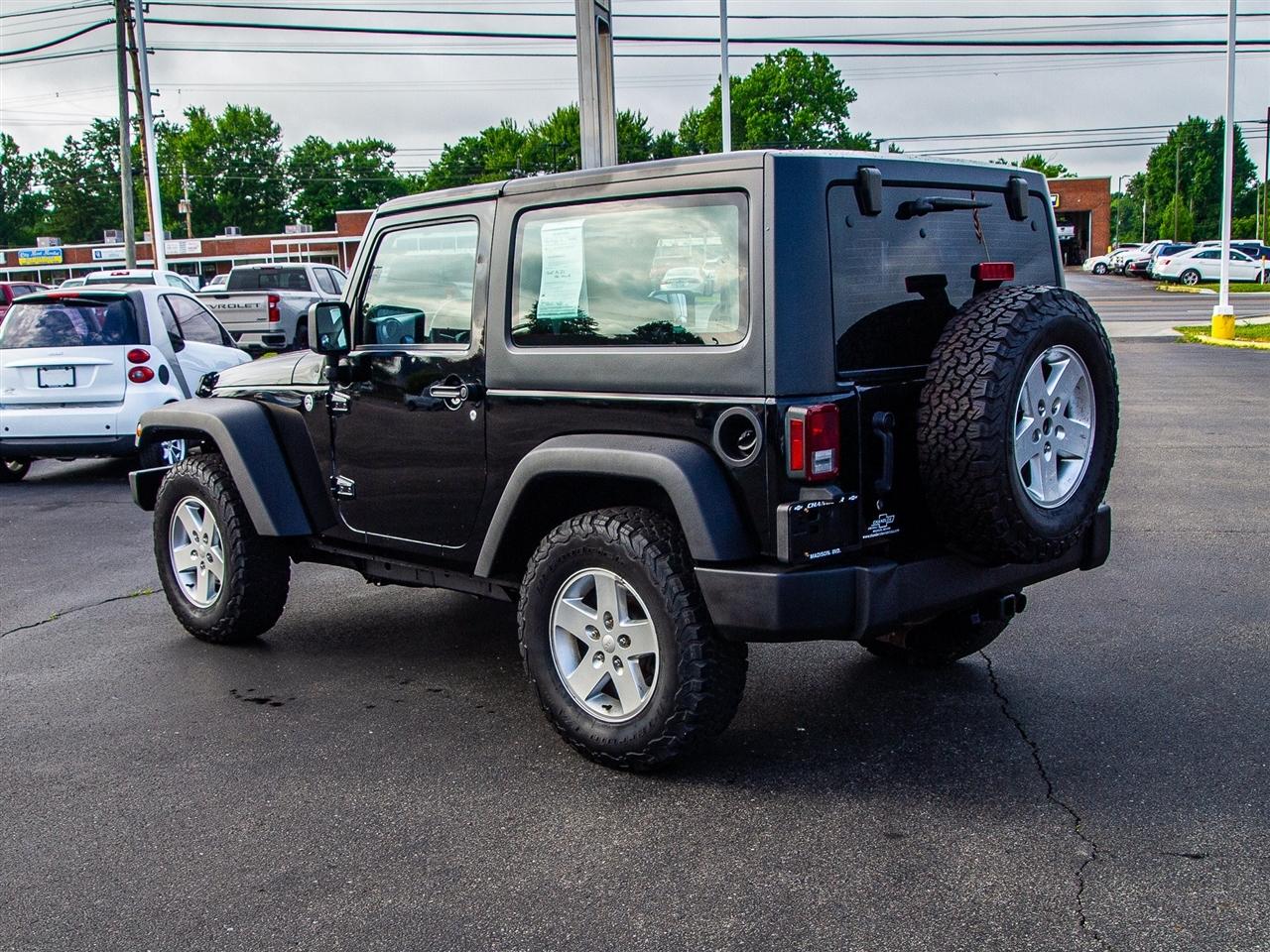 Jeep Wrangler 4WD 2dr Sport 2012