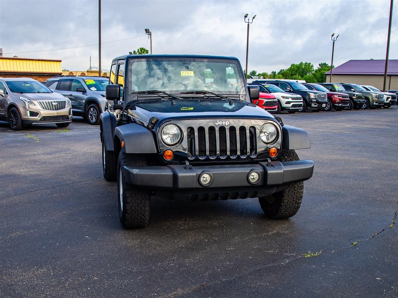 Jeep Wrangler 4WD 2dr Sport 2012