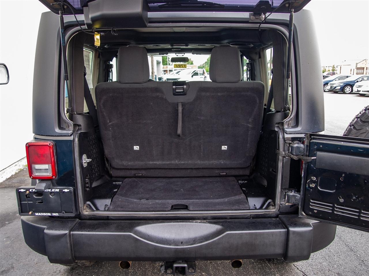 Jeep Wrangler 4WD 2dr Sport 2012