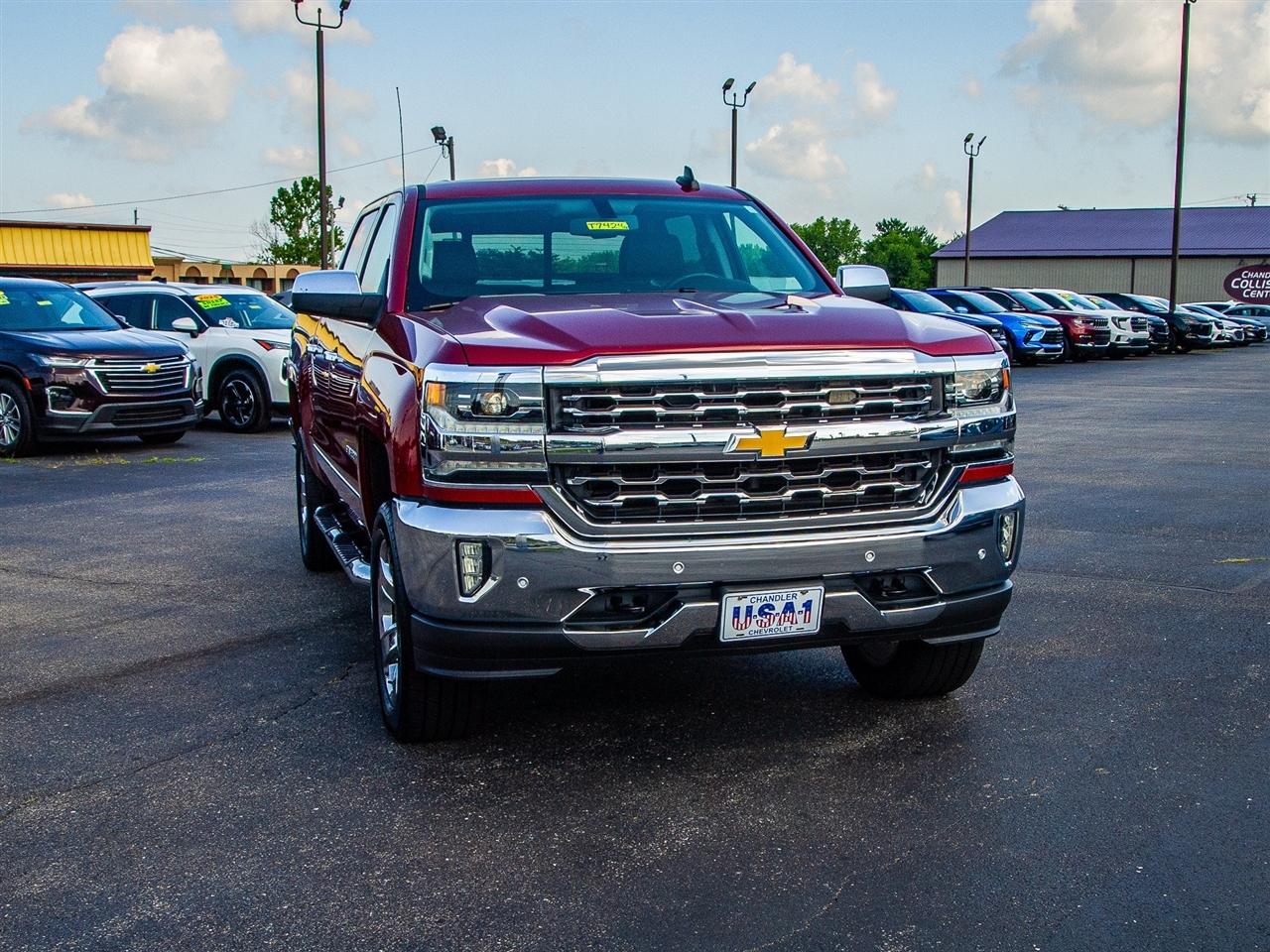 Chevrolet Silverado 1500 4WD Crew Cab 143.5" LTZ w/1LZ 2018