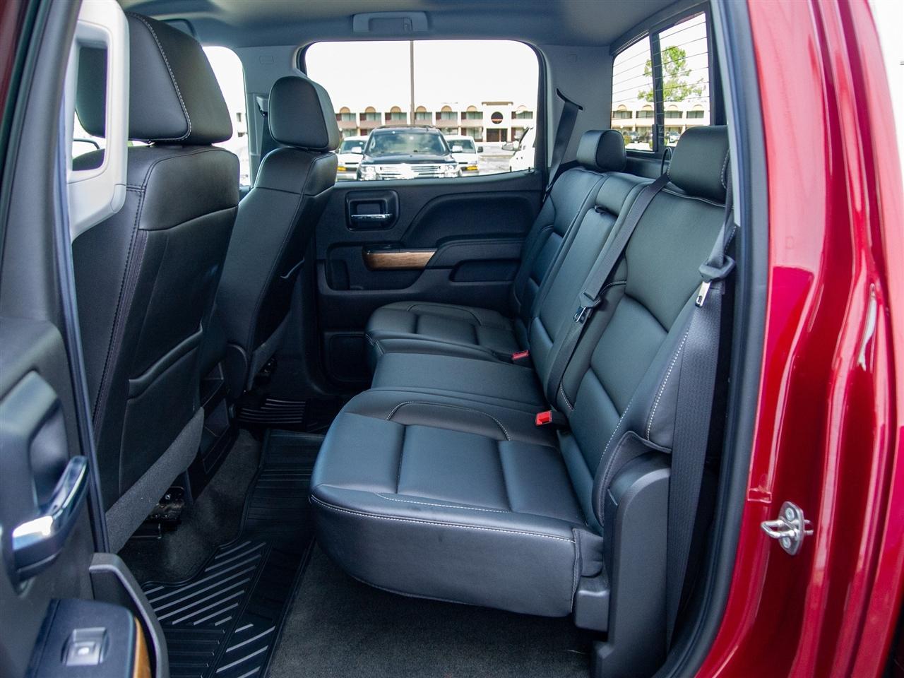 Chevrolet Silverado 1500 4WD Crew Cab 143.5" LTZ w/1LZ 2018