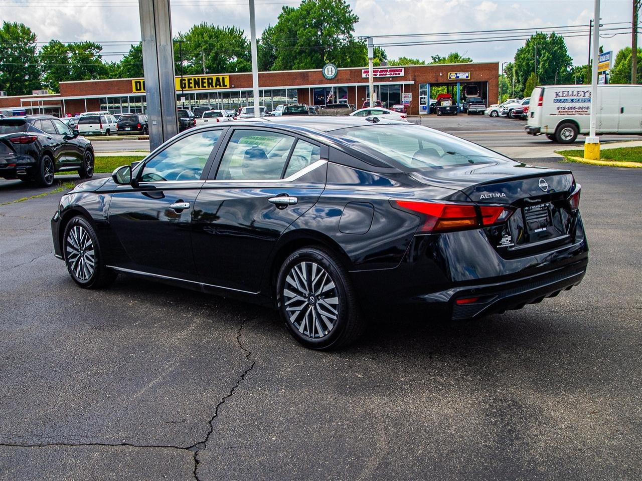 Nissan Altima SV FWD 2025