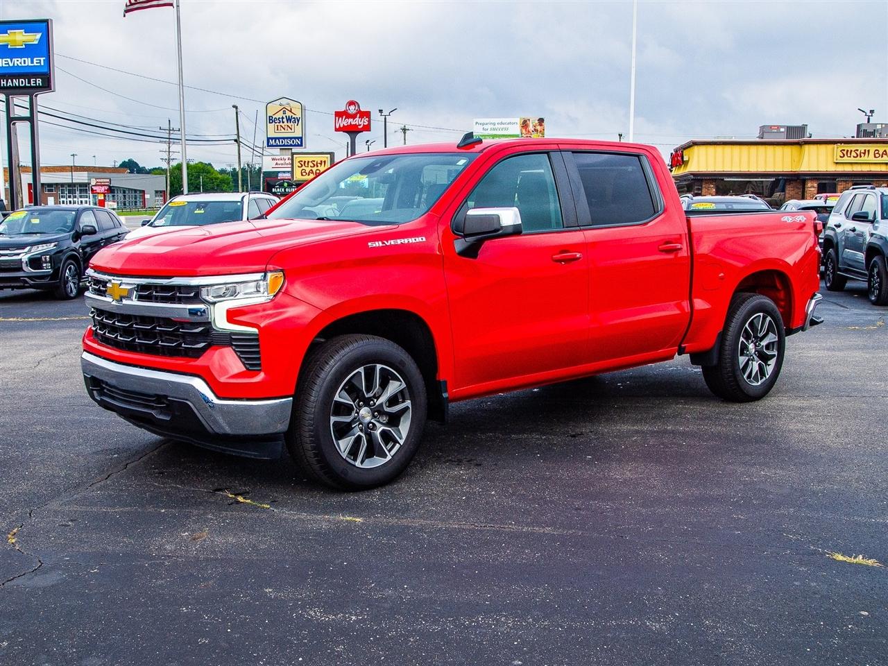 Chevrolet Silverado 1500 4WD Crew Cab 147" LT w/2FL 2023