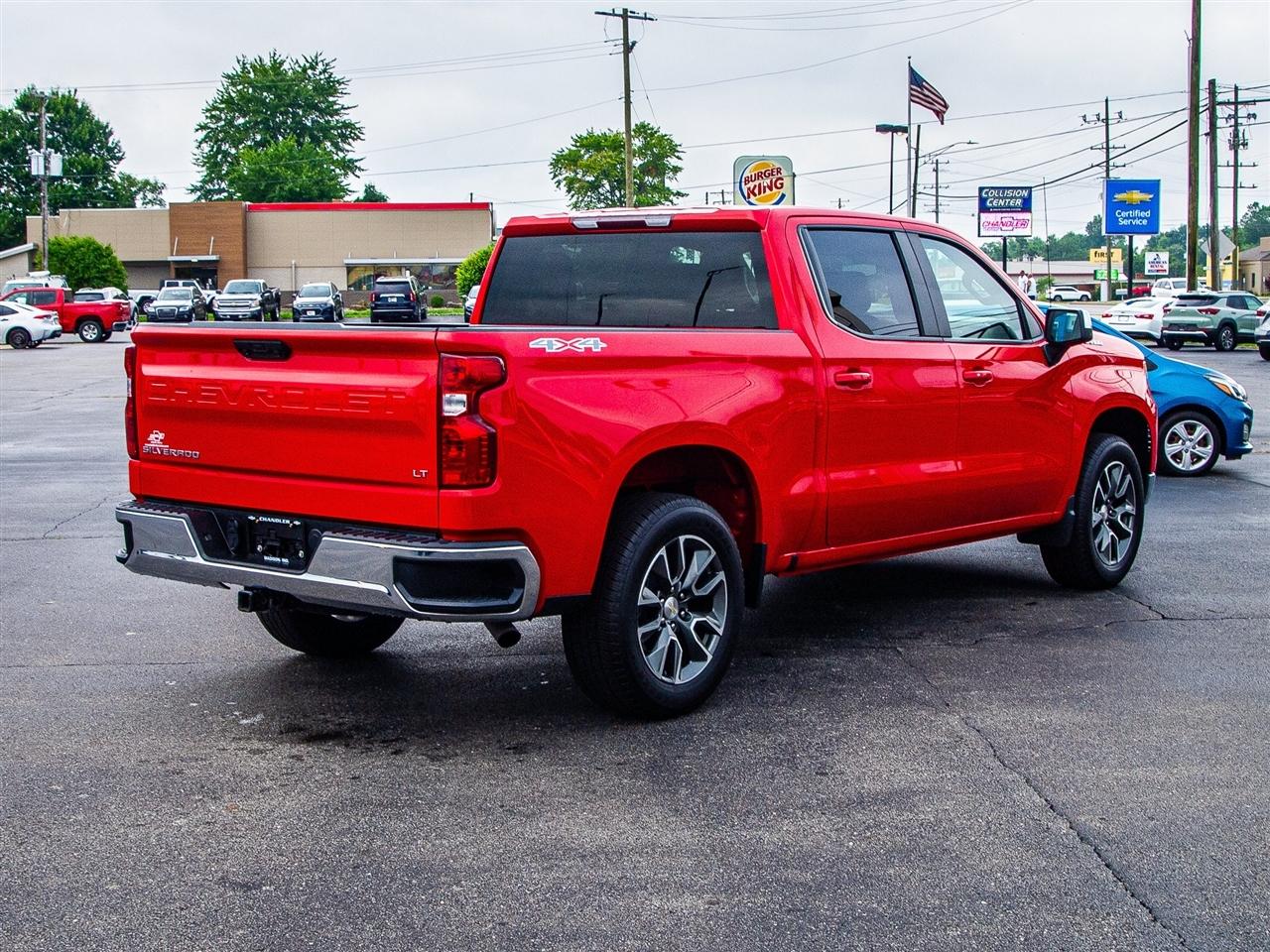 Chevrolet Silverado 1500 4WD Crew Cab 147" LT w/2FL 2023