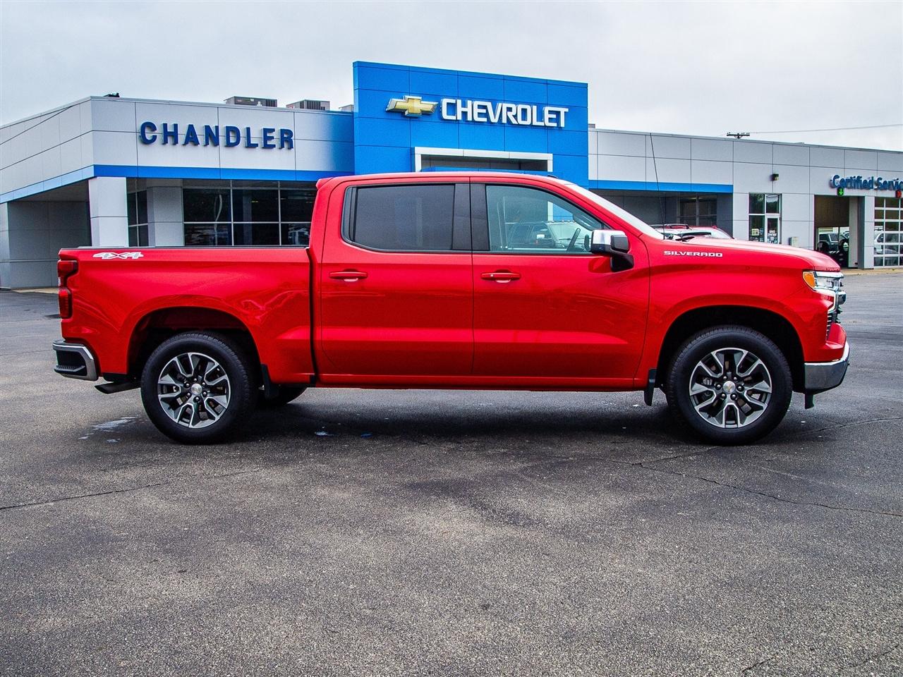 Chevrolet Silverado 1500 4WD Crew Cab 147" LT w/2FL 2023