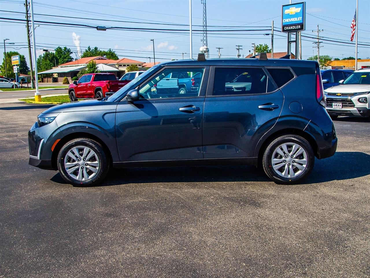 Kia Soul LX FWD 2025