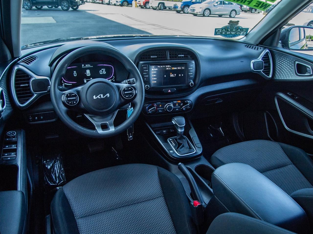 Kia Soul LX FWD 2025