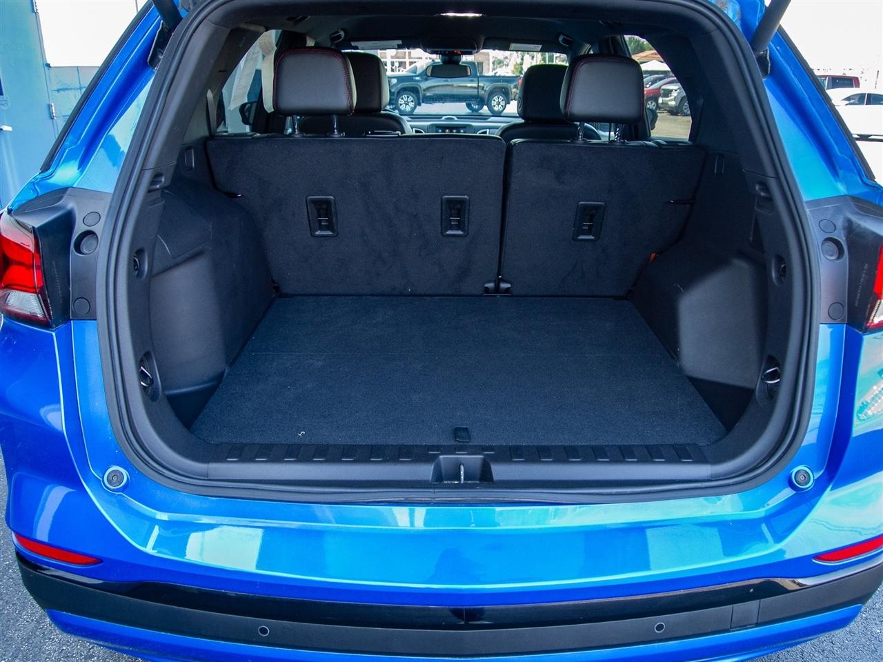 Chevrolet Equinox FWD 4dr RS 2024