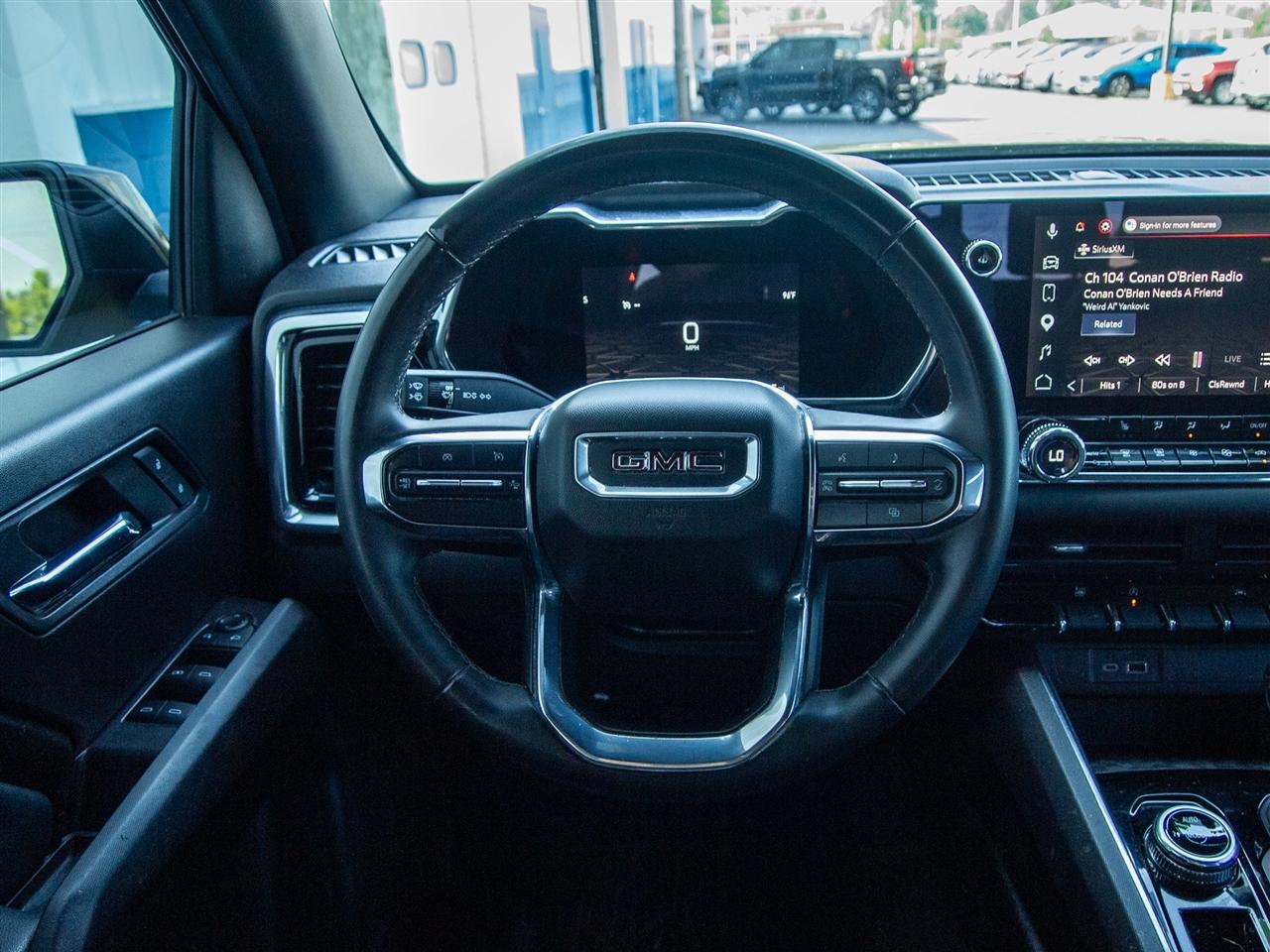 GMC Canyon 4WD Crew Cab Elevation 2023