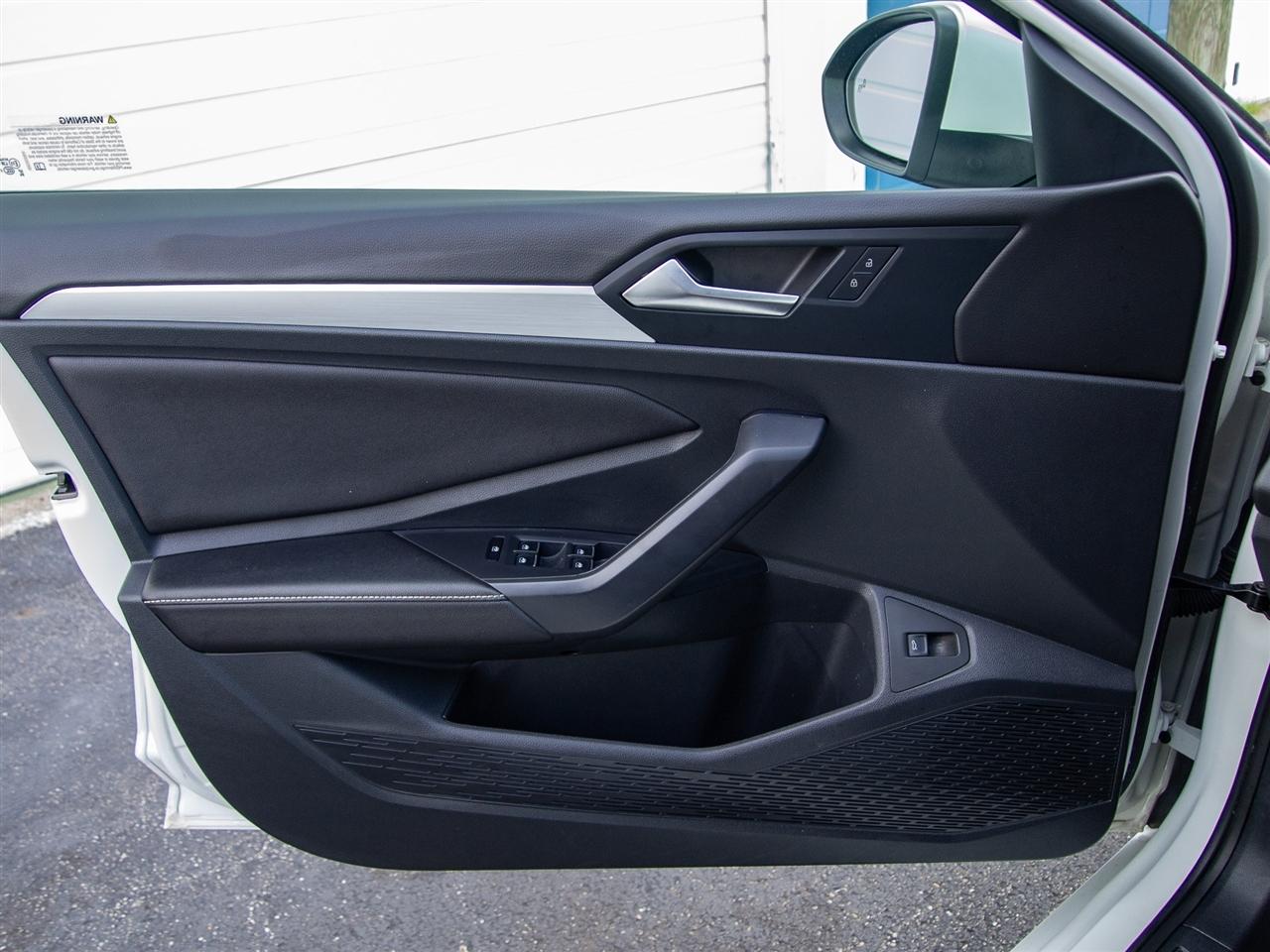 Volkswagen Jetta S Auto 2025