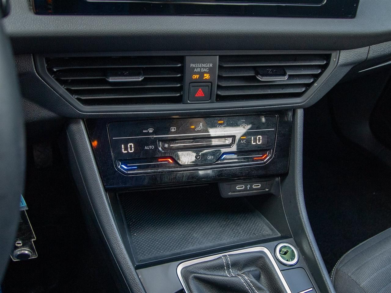 Volkswagen Jetta S Auto 2025