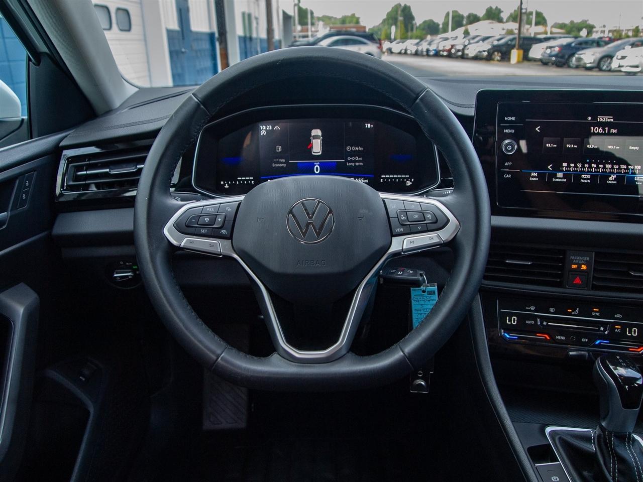 Volkswagen Jetta S Auto 2025