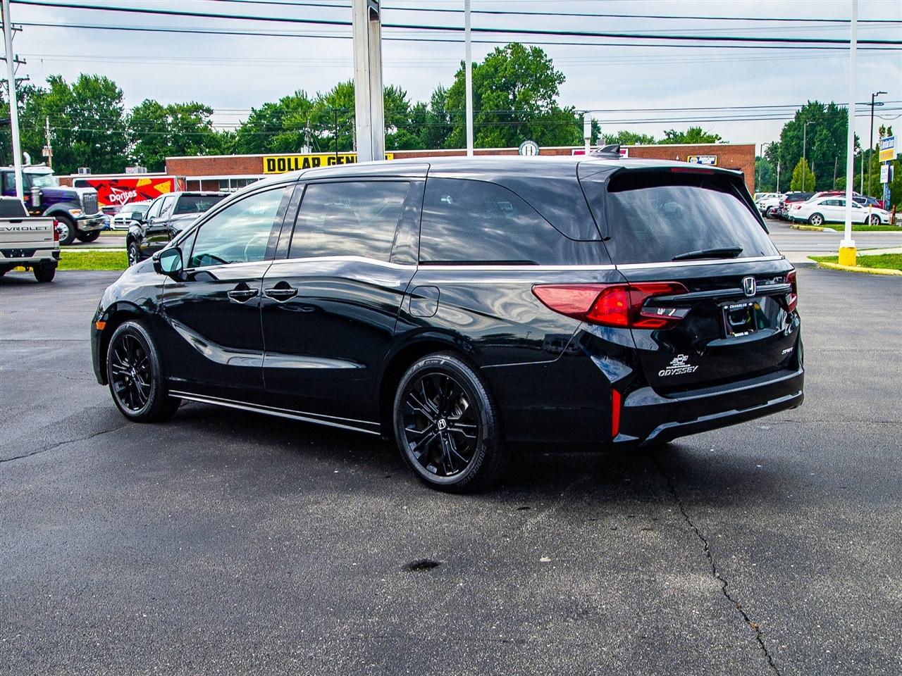 Honda Odyssey Sport-L Auto 2025