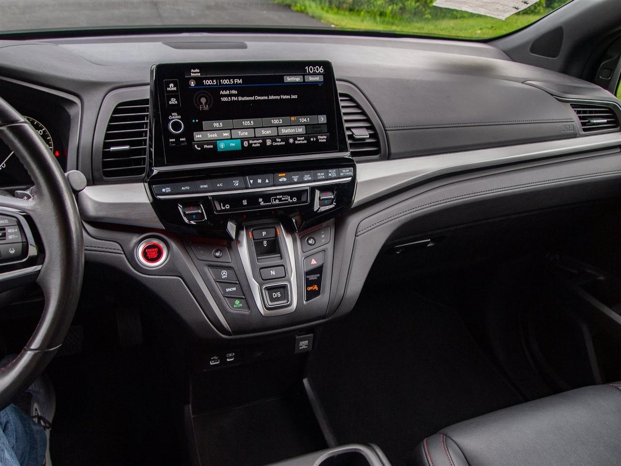 Honda Odyssey Sport-L Auto 2025
