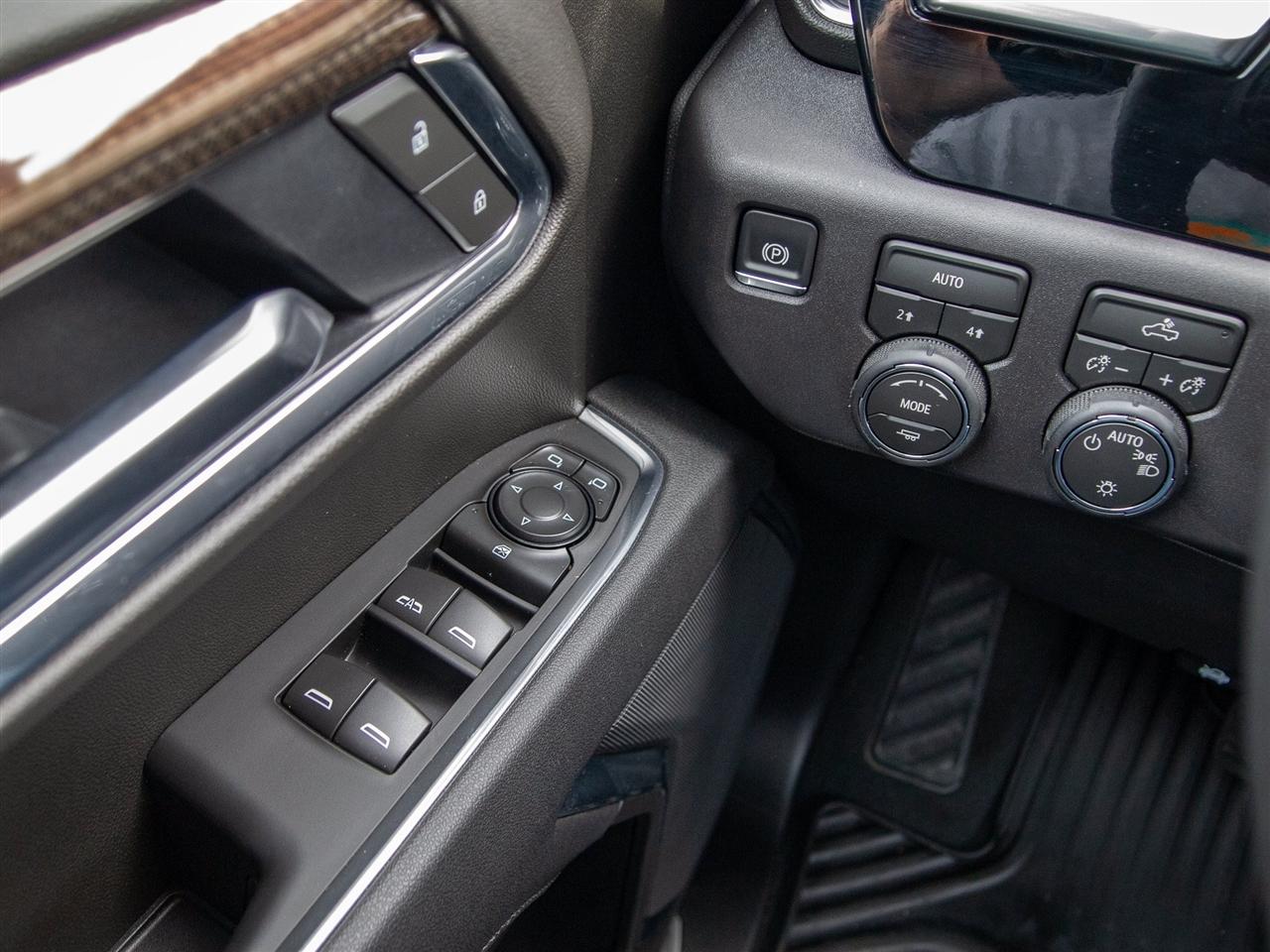 Chevrolet Silverado 1500 4WD Crew Cab 147" LT w/1LT 2026
