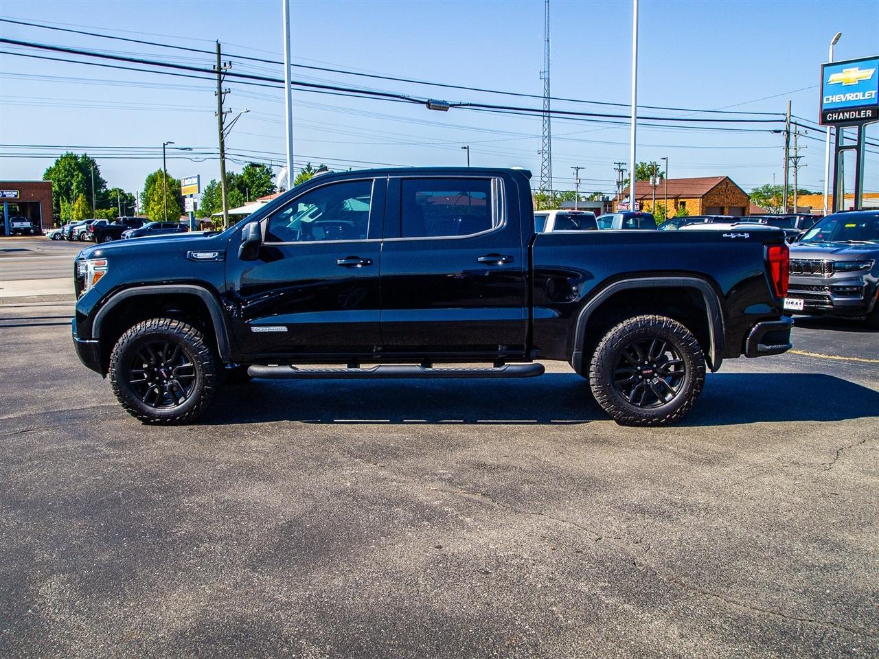 GMC Sierra 1500 4WD Crew Cab 147" Elevation w/3SB 2021
