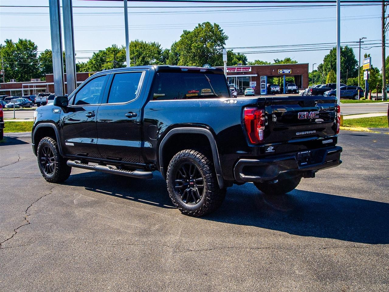GMC Sierra 1500 4WD Crew Cab 147" Elevation w/3SB 2021