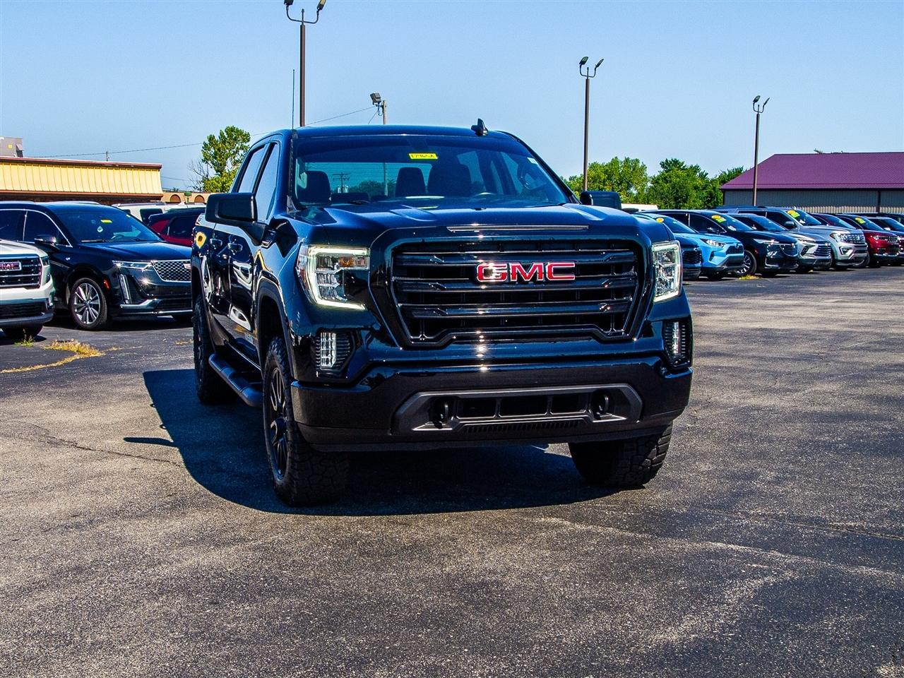 GMC Sierra 1500 4WD Crew Cab 147" Elevation w/3SB 2021