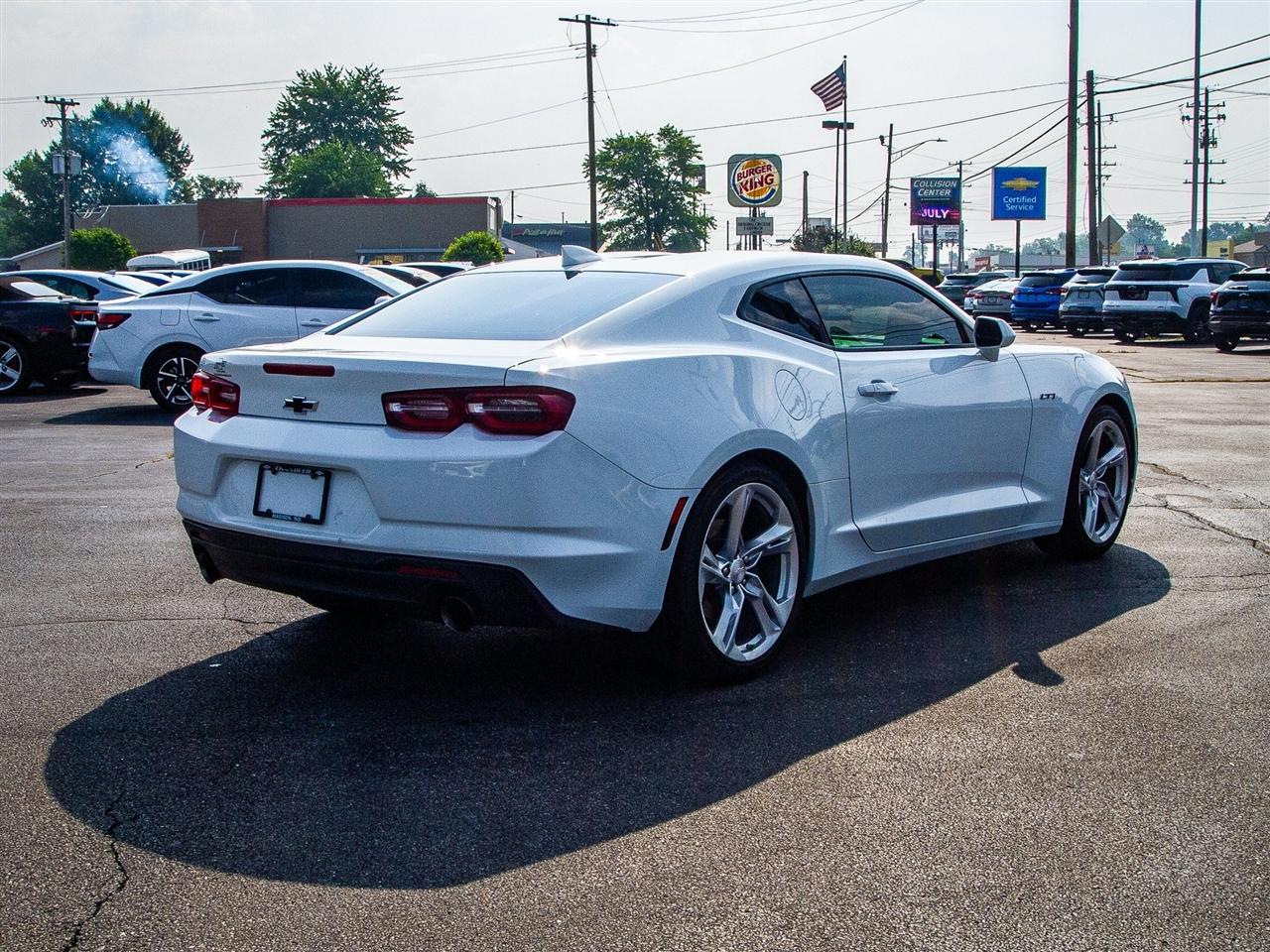Chevrolet Camaro 2dr Cpe LT1 2022