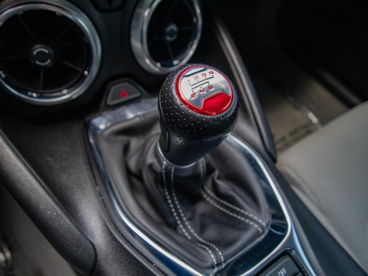 Chevrolet Camaro 2dr Cpe LT1 2022