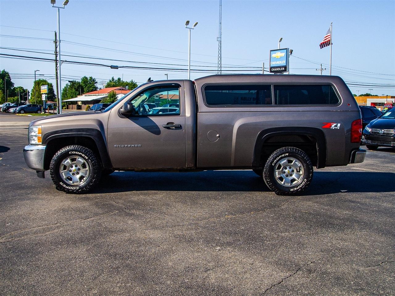Chevrolet Silverado 1500 4WD Reg Cab 133.0" LT 2012