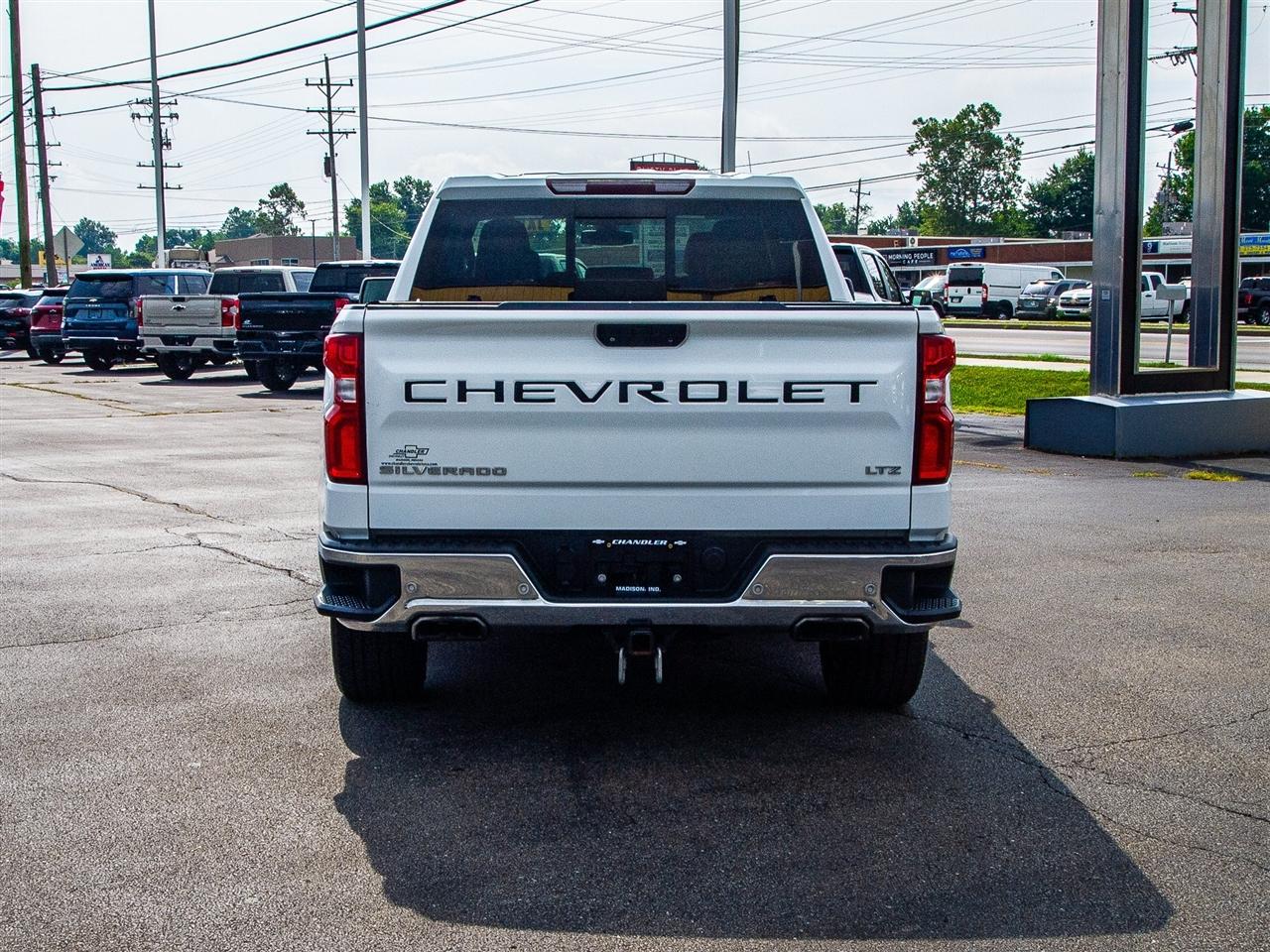 Chevrolet Silverado 1500 4WD Crew Cab 147" LTZ 2020