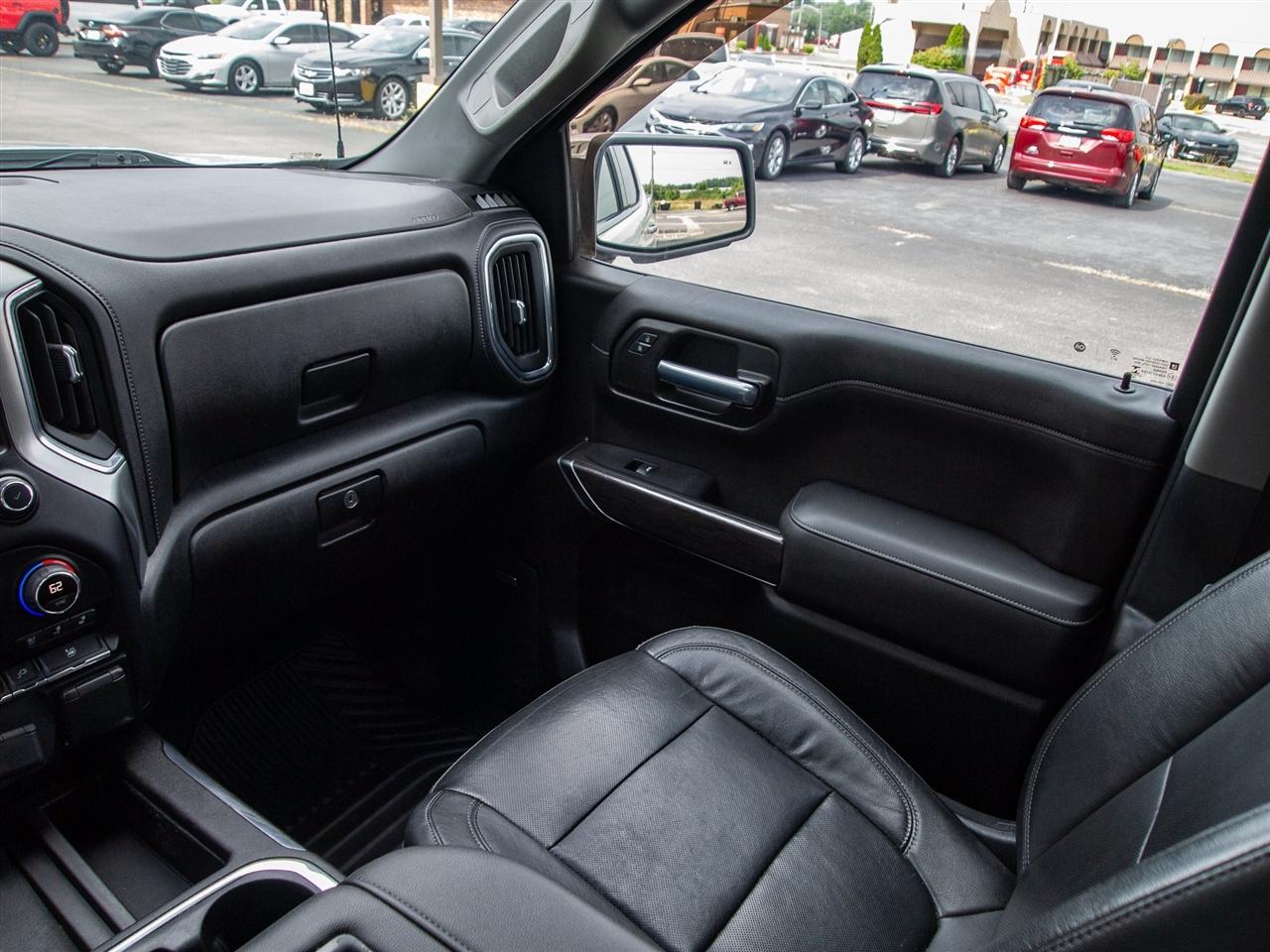 Chevrolet Silverado 1500 4WD Crew Cab 147" LTZ 2020