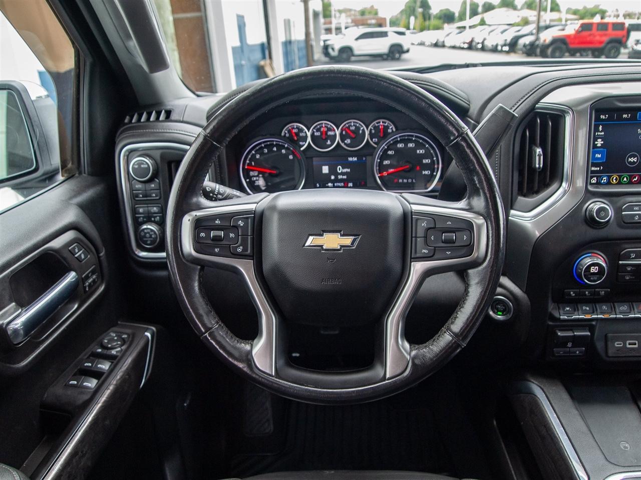 Chevrolet Silverado 1500 4WD Crew Cab 147" LTZ 2020